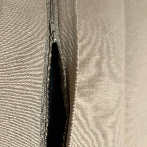 Pottery Barn Vintage Wool Tribal Kilim Pillow Cover, 18” - Picture 7 of 8